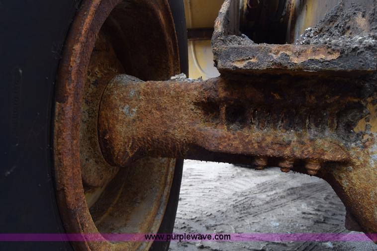 image for item J7823 John Deere 644H wheel loader