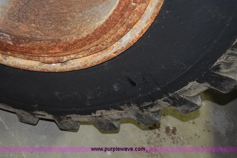 image for item J7823 John Deere 644H wheel loader