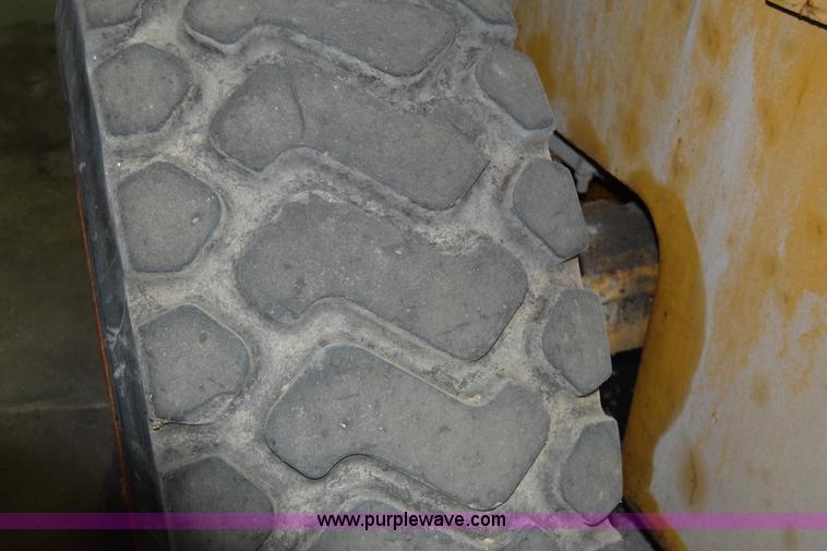 image for item J7823 John Deere 644H wheel loader