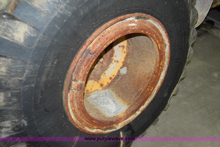 image for item J7823 John Deere 644H wheel loader