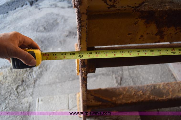 image for item J7823 John Deere 644H wheel loader