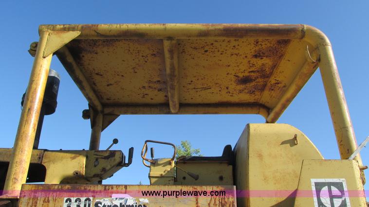 image for item J8575 1967 Caterpillar D8H dozer