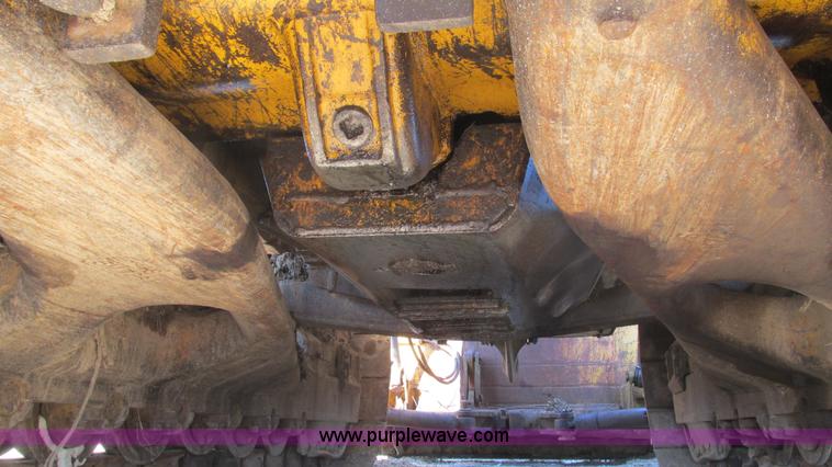 image for item J8575 1967 Caterpillar D8H dozer