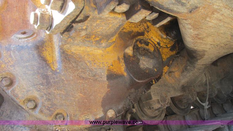 image for item J8575 1967 Caterpillar D8H dozer