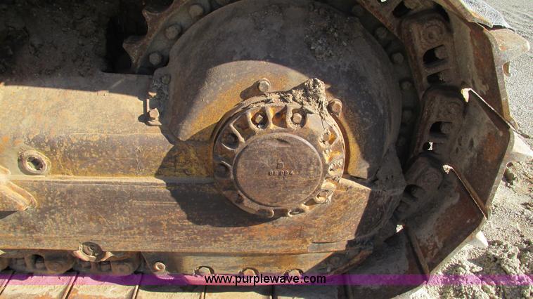 image for item J8575 1967 Caterpillar D8H dozer