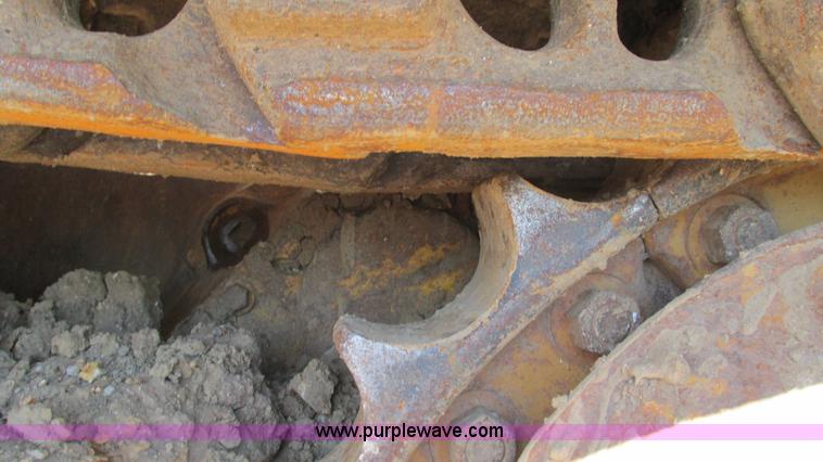 image for item J8576 1967 Caterpillar D8H dozer