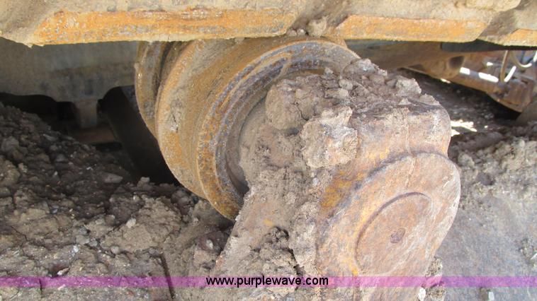 image for item J8576 1967 Caterpillar D8H dozer