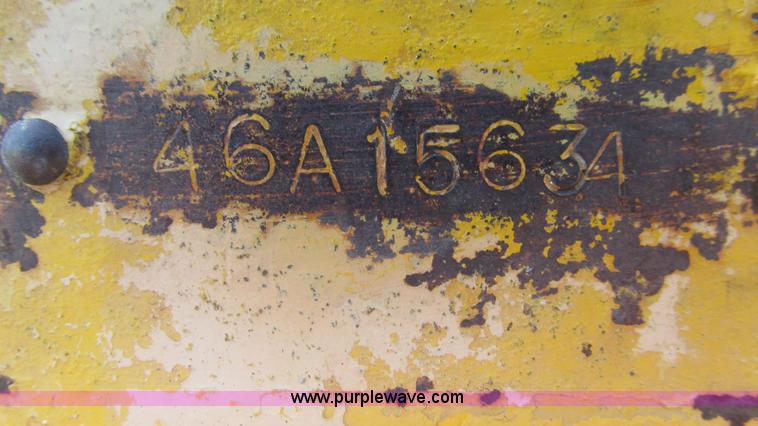 image for item J8576 1967 Caterpillar D8H dozer