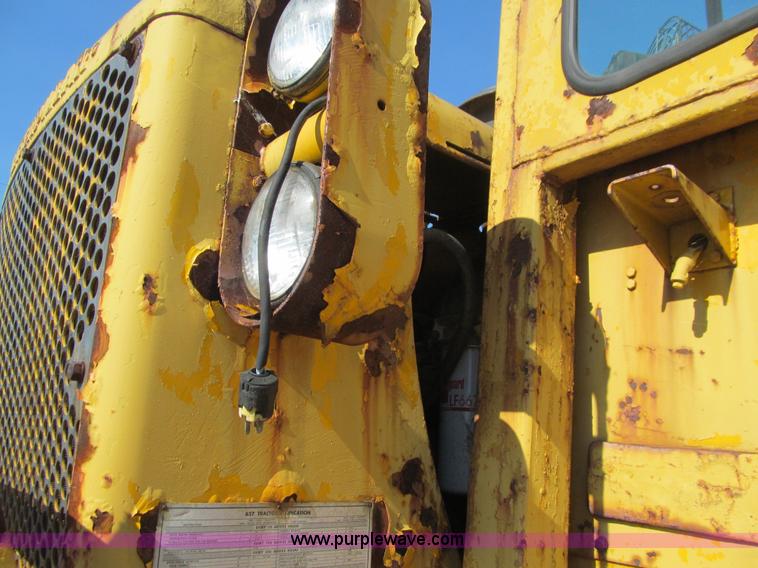 image for item K6259 1970 Caterpillar 627 conventional scraper