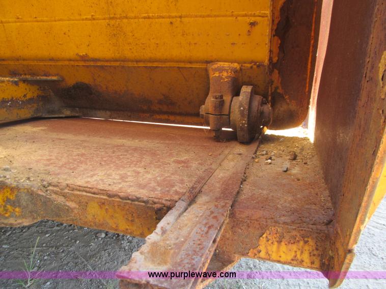 image for item K6259 1970 Caterpillar 627 conventional scraper