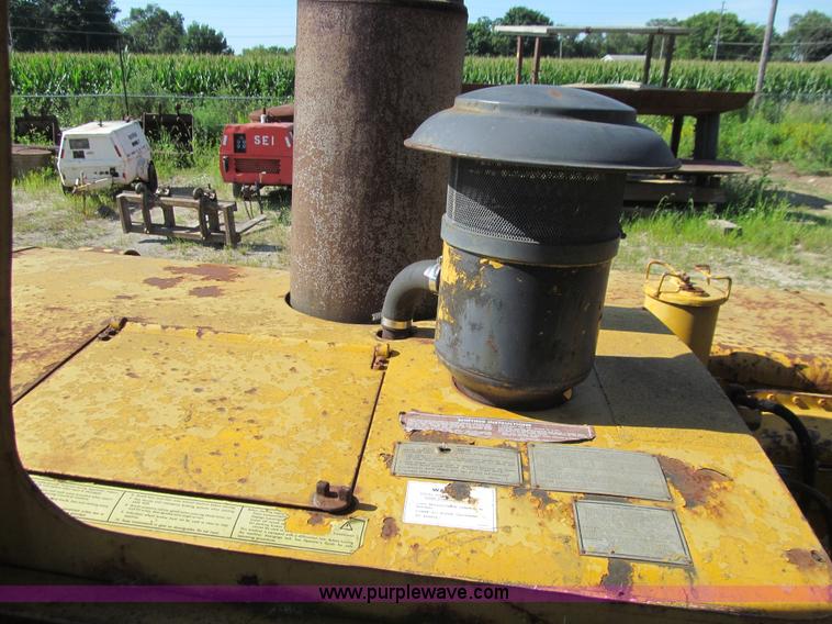 image for item K6259 1970 Caterpillar 627 conventional scraper