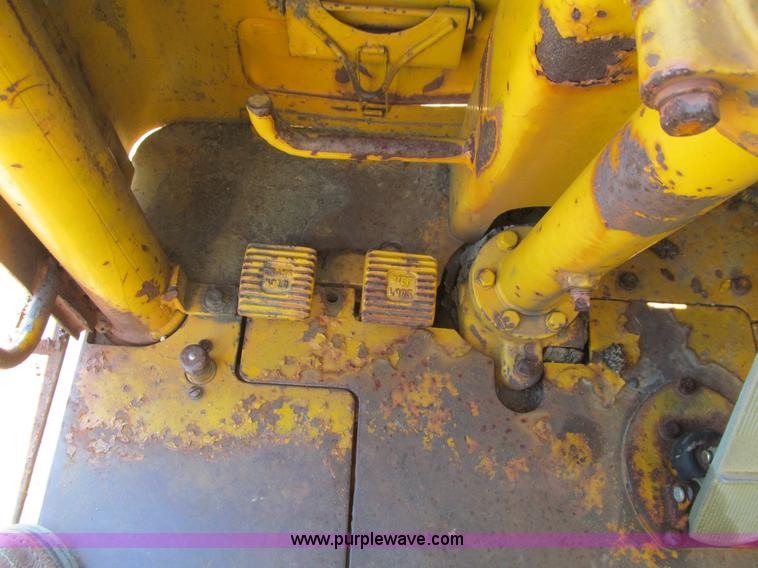 image for item K6259 1970 Caterpillar 627 conventional scraper