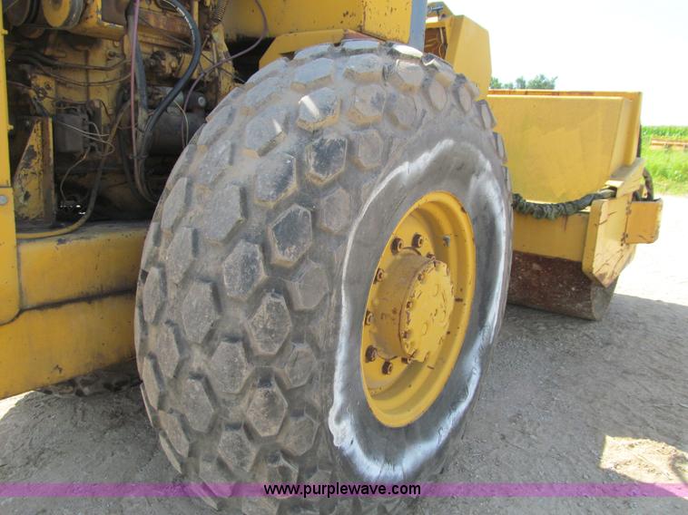 image for item K6261 Raygo Rascal 400A vibratory roller