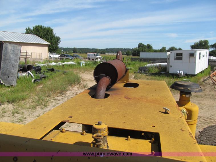 image for item K6261 Raygo Rascal 400A vibratory roller