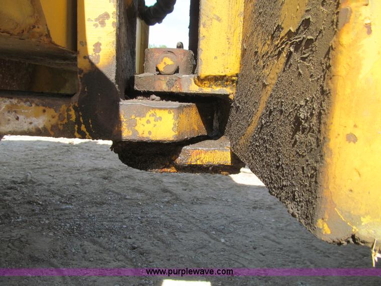 image for item K6261 Raygo Rascal 400A vibratory roller