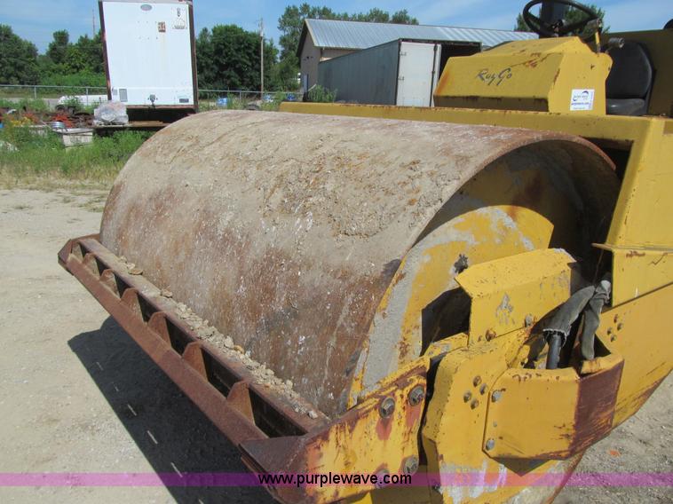 image for item K6261 Raygo Rascal 400A vibratory roller