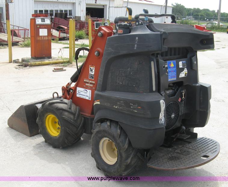 image for item K8744 2008 Ditch Witch Zahn R300 compact utility loader