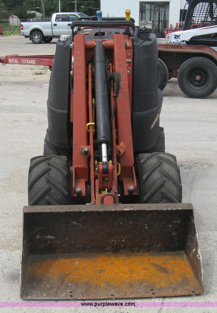 image for item K8744 2008 Ditch Witch Zahn R300 compact utility loader