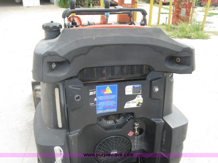 image for item K8744 2008 Ditch Witch Zahn R300 compact utility loader