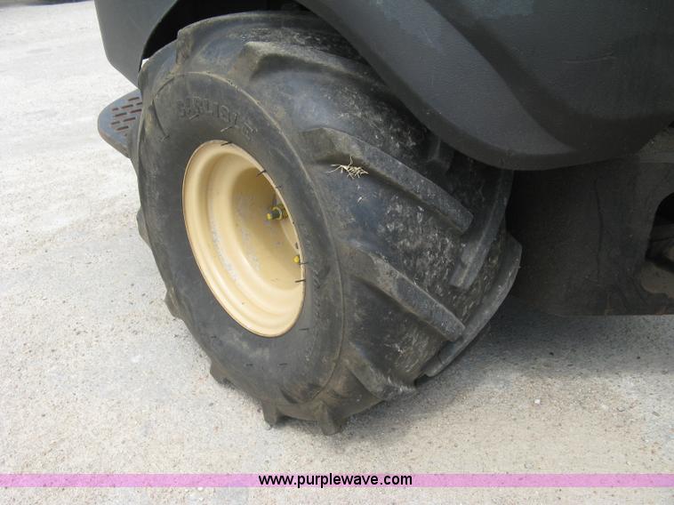 image for item K8744 2008 Ditch Witch Zahn R300 compact utility loader