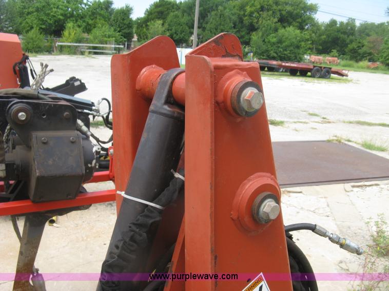 image for item K8744 2008 Ditch Witch Zahn R300 compact utility loader