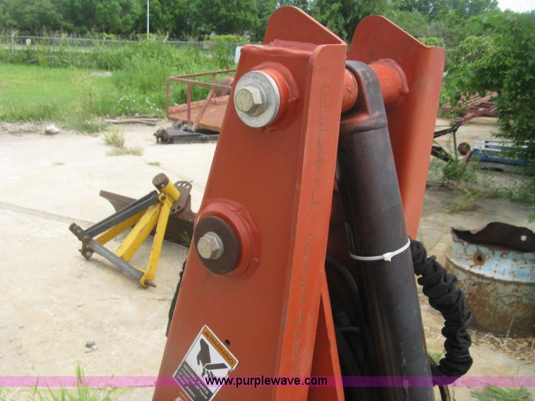 image for item K8744 2008 Ditch Witch Zahn R300 compact utility loader