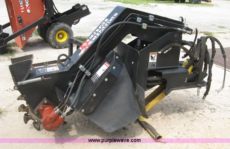 image for item K8744 2008 Ditch Witch Zahn R300 compact utility loader