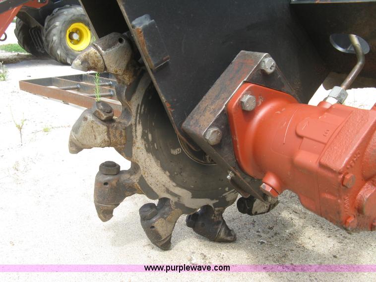 image for item K8744 2008 Ditch Witch Zahn R300 compact utility loader