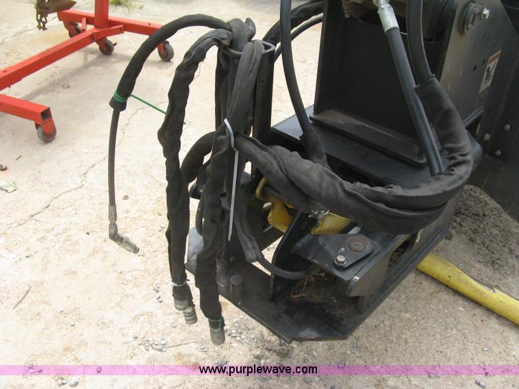 image for item K8744 2008 Ditch Witch Zahn R300 compact utility loader