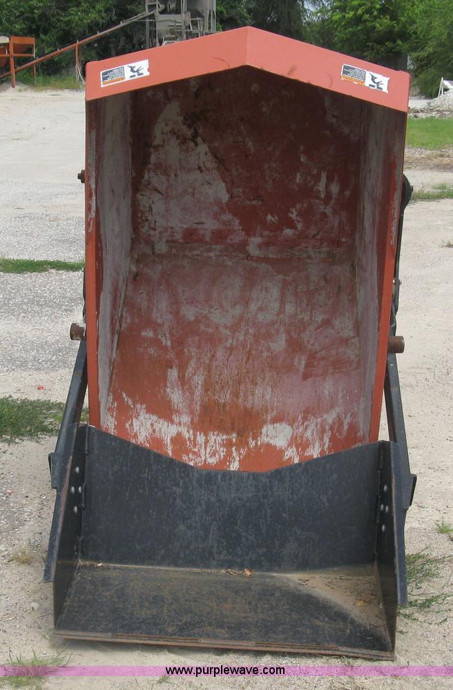 image for item K8744 2008 Ditch Witch Zahn R300 compact utility loader