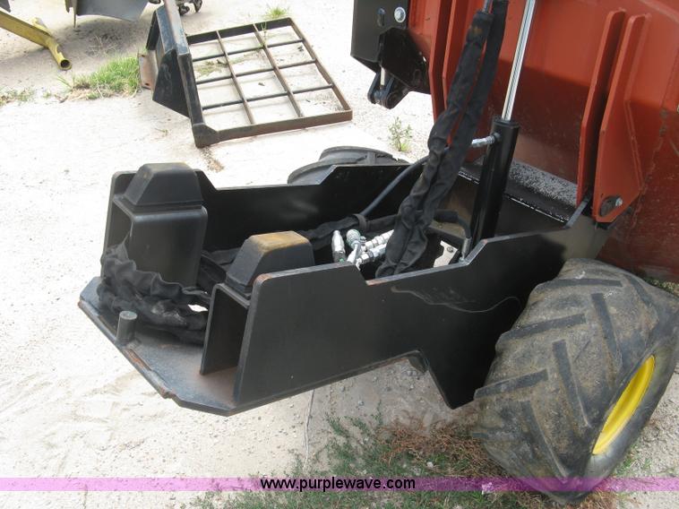image for item K8744 2008 Ditch Witch Zahn R300 compact utility loader