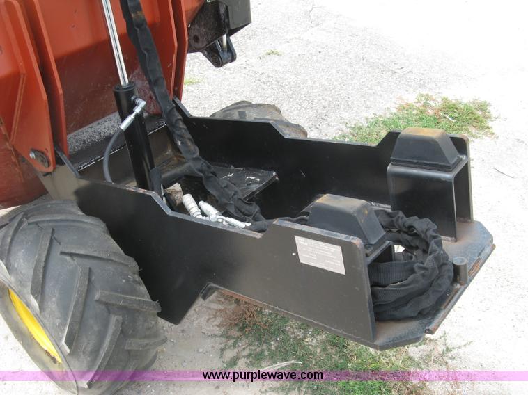 image for item K8744 2008 Ditch Witch Zahn R300 compact utility loader