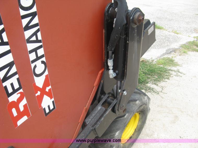 image for item K8744 2008 Ditch Witch Zahn R300 compact utility loader