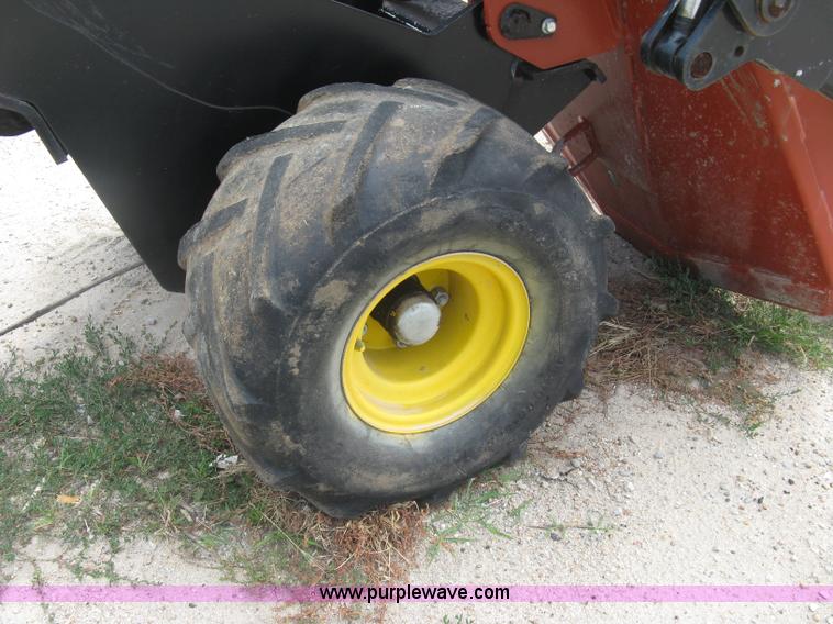 image for item K8744 2008 Ditch Witch Zahn R300 compact utility loader