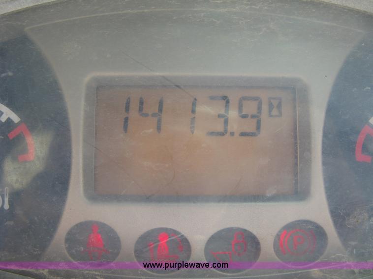 image for item K8745 2011 Bobcat S150 skid steer