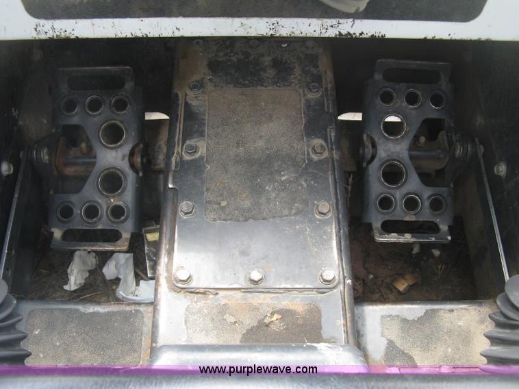 image for item K8745 2011 Bobcat S150 skid steer