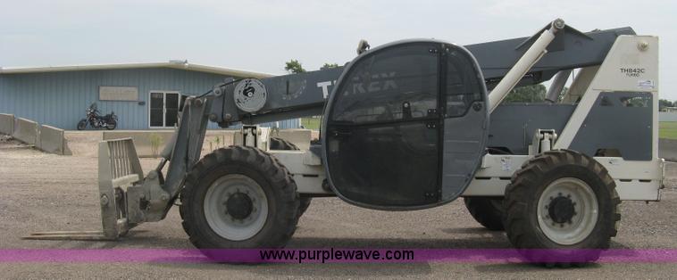 image for item K8746 2004 Terex TH842C telehandler