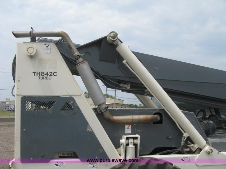 image for item K8746 2004 Terex TH842C telehandler