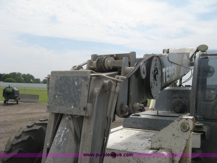 image for item K8746 2004 Terex TH842C telehandler