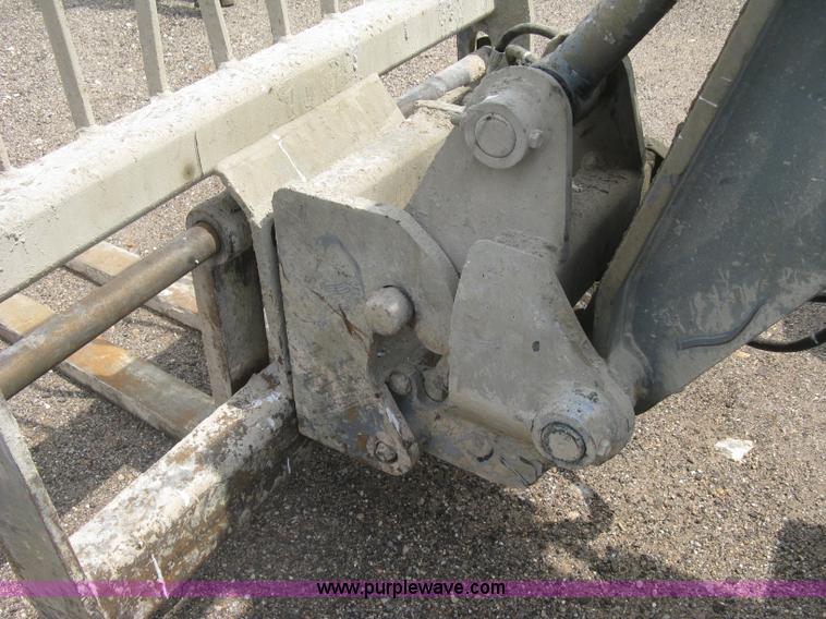 image for item K8746 2004 Terex TH842C telehandler