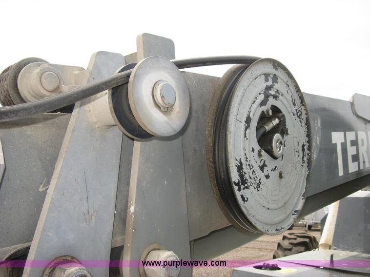 image for item K8746 2004 Terex TH842C telehandler