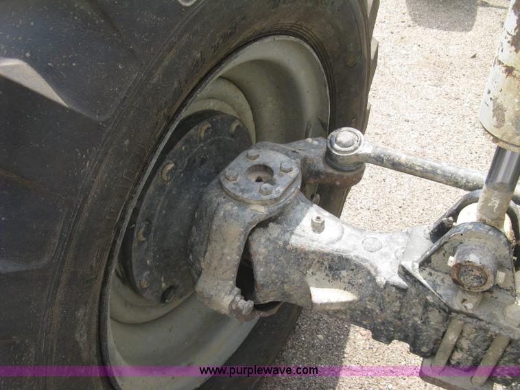 image for item K8746 2004 Terex TH842C telehandler