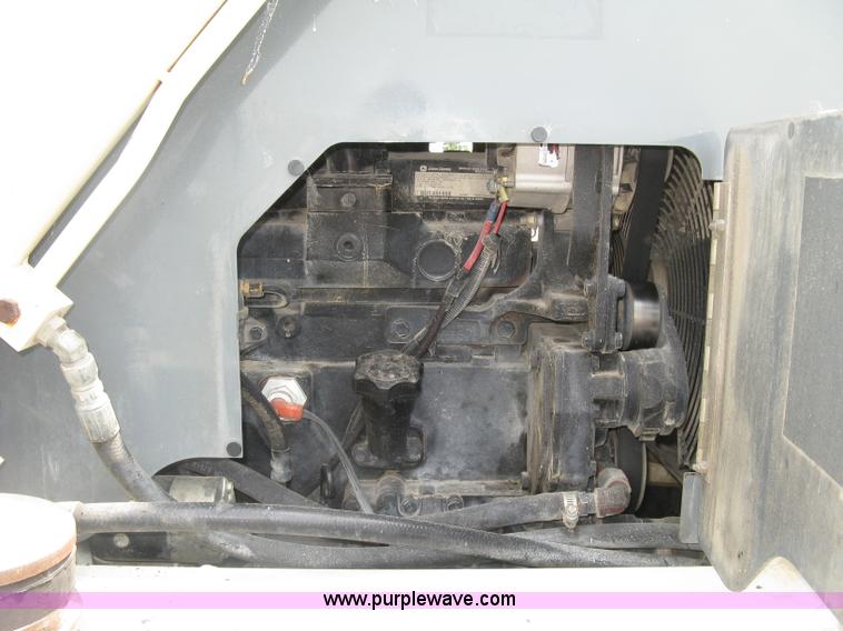 image for item K8746 2004 Terex TH842C telehandler