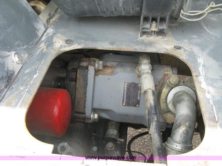 image for item K8746 2004 Terex TH842C telehandler