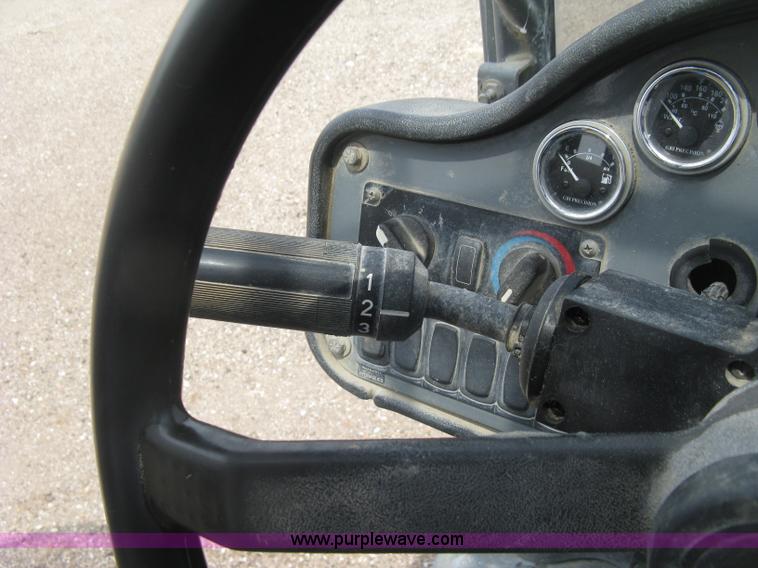 image for item K8746 2004 Terex TH842C telehandler