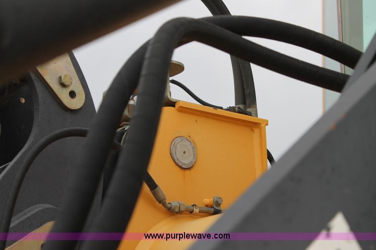 image for item L4374 John Deere TC54H wheel loader