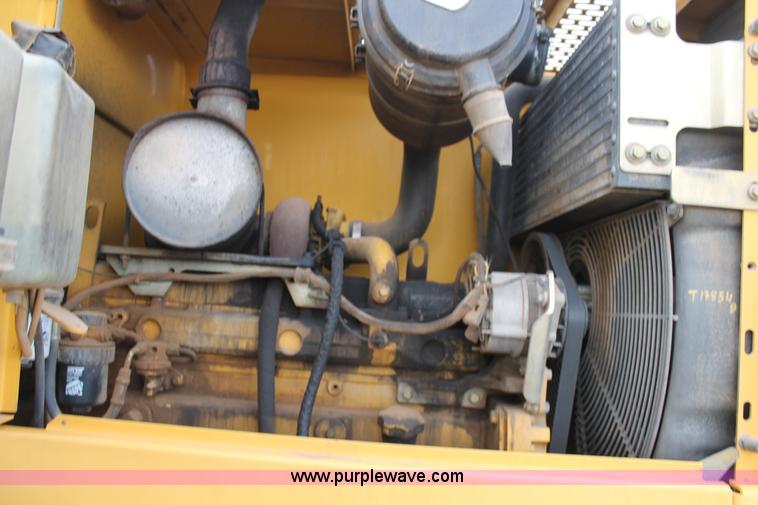 image for item L4374 John Deere TC54H wheel loader