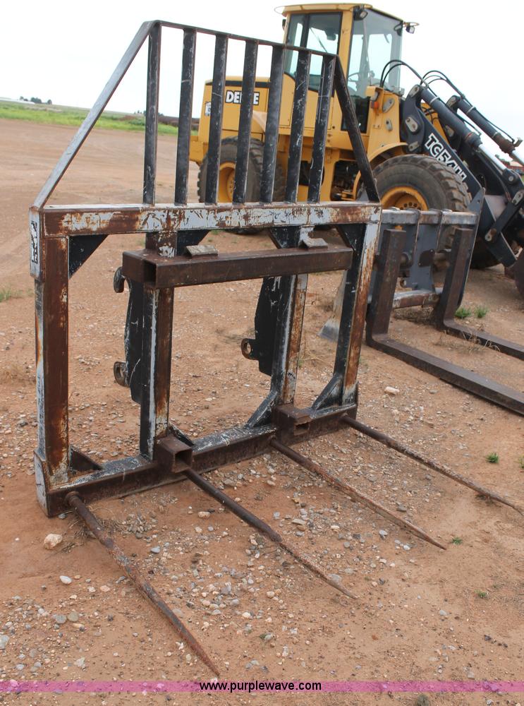 image for item L4374 John Deere TC54H wheel loader