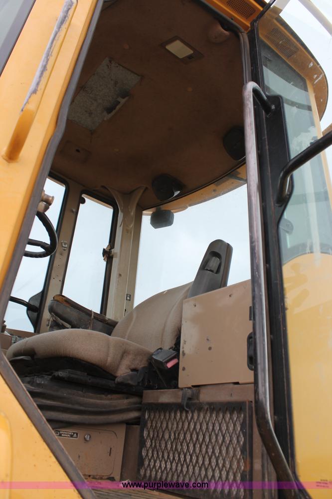 image for item L4374 John Deere TC54H wheel loader