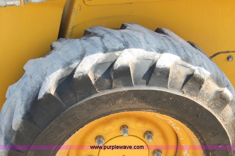 image for item L4392 2008 Gehl 5240 skid steer